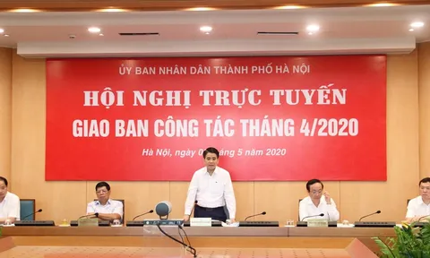 Chủ tịch Hà Nội yêu cầu chấn chỉnh việc om hồ sơ doanh nghiệp đến 8 tháng