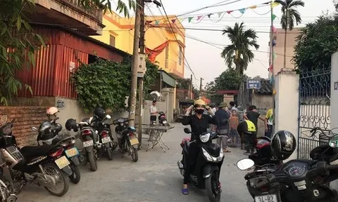 Người đàn ông chết trong tư thế treo cổ tại phòng bếp của gia đình