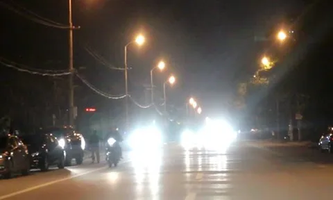 Bộ GTVT đề xuất xe máy phải bật đèn cả ban ngày
