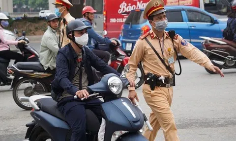 Công an Hà Nội phạt gần 1 tỷ đồng ngày đầu ra quân tổng kiểm tra phương tiện