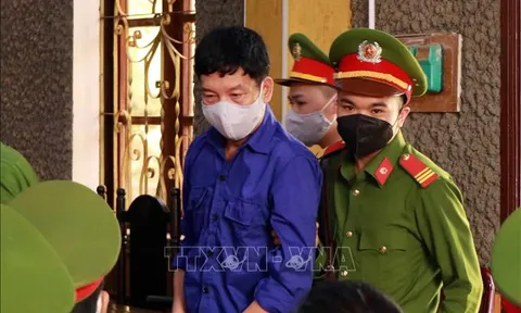 Vụ gian lận điểm thi tại Sơn La: Đề nghị mức án cao nhất từ 23 - 25 năm tù đối với các bị cáo