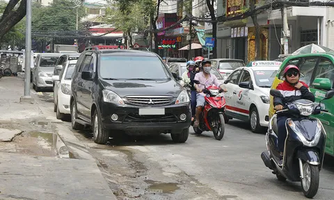 Dừng đỗ ô tô sai quy định có thể bị phạt đến 12 triệu đồng