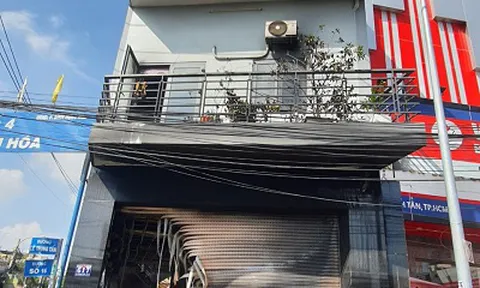 Một trong 7 người mắc kẹt tại đám cháy ở TP.HCM tử vong