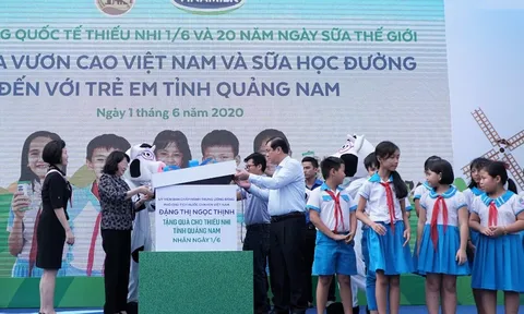Vinamilk mang niềm vui uống sữa đến với trẻ em Quảng Nam thông qua qũy sữa vươn cao Việt Nam và chương trình sữa học đường