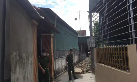 Hà Tĩnh: Bàng hoàng phát hiện 3 người tử vong trước nhà