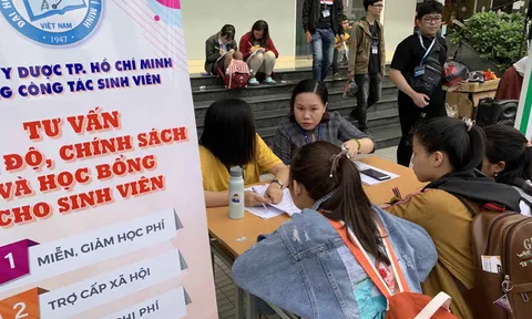 Bộ Y tế yêu cầu làm rõ việc Đại học Y Dược TP.HCM  tăng học phí tới 70 triệu/năm
