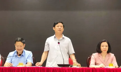Hà Nội lý giải ra sao về kế hoạch chi 114 tỷ đồng rửa đường?