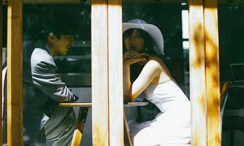 Khi yêu, hãy là chính mình, đừng thay đổi vì bất kì ai