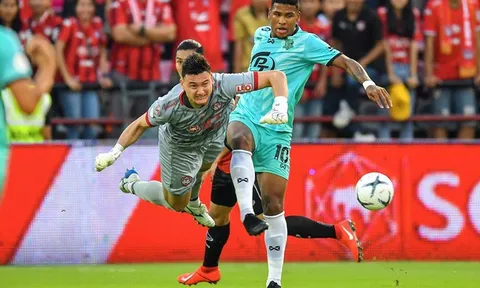 Văn Lâm hết cơ hội tham dự AFF Cup 2020