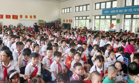 Trả lại mùa hè cho học sinh