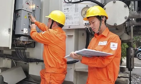 Hóa đơn tiền điện đến hẹn lại... tăng: EVN làm ăn thế nào?