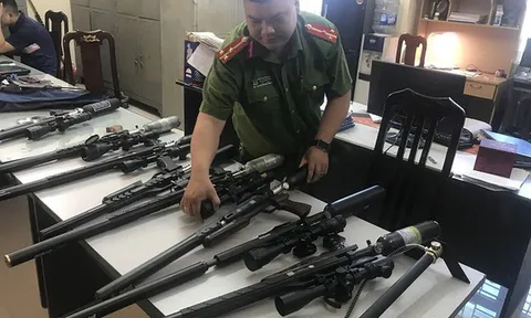 Triệt phá đường dây mua bán linh kiện súng săn lậu trên mạng xã hội