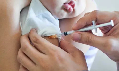 Loạn kháng sinh ngừa bệnh bạch hầu, bác sĩ khuyến cáo gấp