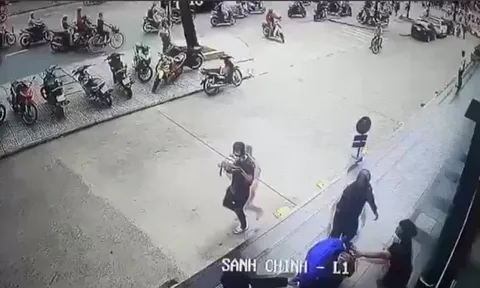 Điều tra vụ hỗn chiến nghi có nổ súng trước một trung tâm thương mại