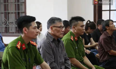 Cựu giám đốc truy sát cả nhà em gái lĩnh án chung thân