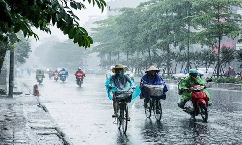 Dự báo thời tiết ngày 17/7: Hà Nội ngày nắng nóng, chiều tối có mưa dông