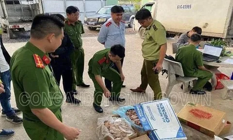 Phát hiện 1 tấn thịt gà hết hạn sử dụng trong kho công ty thực phẩm Khánh Huy