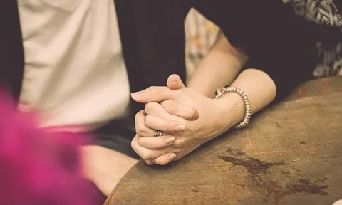Tình nghĩa vợ chồng đừng dễ buông tay