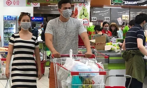 Hà Nội yêu cầu người dân đeo khẩu trang ở những nơi công cộng