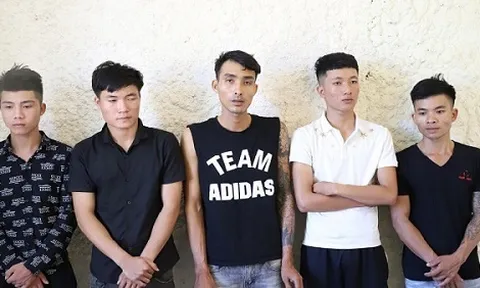 Khởi tố nhóm đối tượng cướp ô tô, ép tài xế ký giấy vay nợ