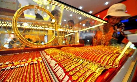 Giá vàng ngày 28/7: SJC vọt lên 58 triệu đồng/lượng