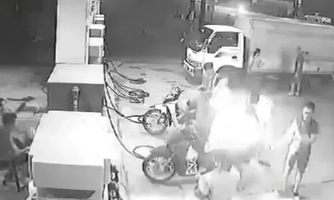 Lập hồ sơ xử lý nhóm thanh niên cố tình hút thuốc rồi gây cháy tại cây xăng