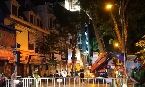 Khởi tố vụ án sập giàn cẩu ở Hà Nội khiến 4 người tử vong