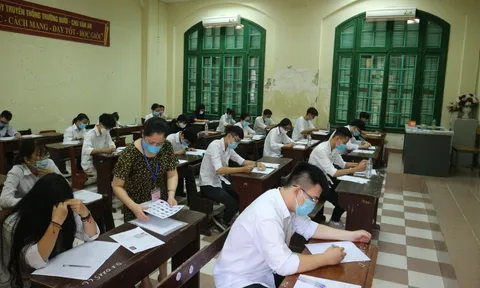 Ngày thi đầu tiên: 14 thí sinh vi phạm quy chế, số lượng thí sinh ảnh hưởng do Covid-19 tăng lên