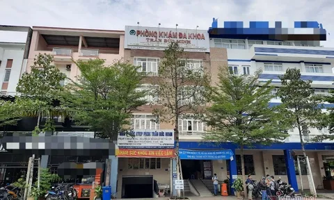 Đình chỉ một bác sĩ và ba điều dưỡng bỏ mặc bệnh nhân đến cấp cứu