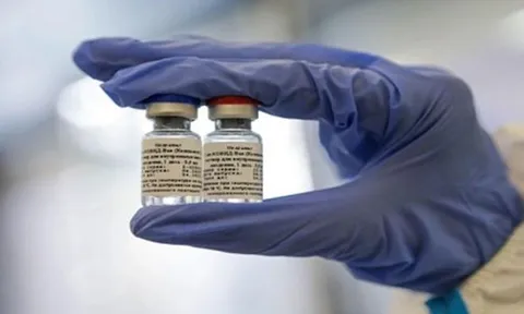 Bộ Y tế đề xuất đặt mua vaccine Covid-19 của Nga