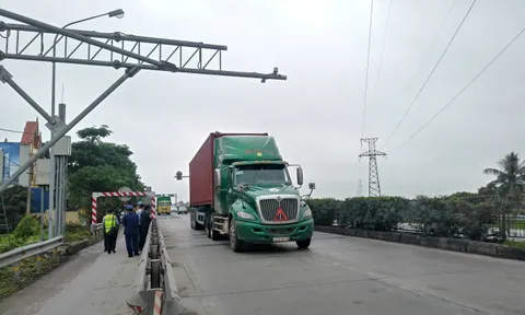 Từ ngày 15/8, lắp đặt trạm cân tự động trên QL5 để xử phạt xe quá tải