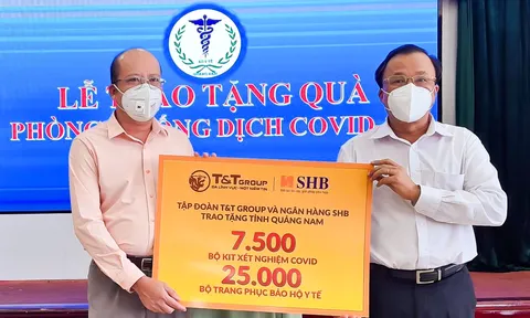 'Bầu Hiển' tiếp tục ủng hộ hàng ngàn kit xét nghiệm tiếp sức cho Quảng Nam chống dịch