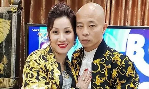 Ngày 25/8, vợ chồng đại gia Đường 'Nhuệ' và đàn em hầu tòa do đánh hội đồng phụ xe