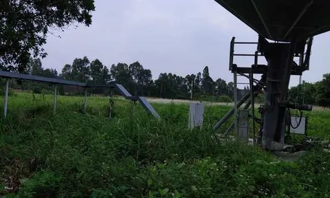 Cột ăng-ten Đài vệ tinh ở Hải Phòng đổ sập, một người tử vong