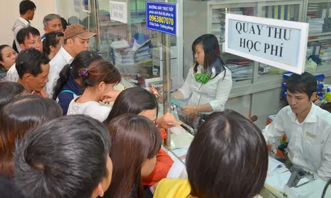 TP.HCM: Giáo viên không được trực tiếp thu, chi tiền đầu năm học, bộ phận tài vụ phải cấp hóa đơn