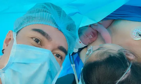 Lê Dương Bảo Lâm hạnh phúc đón con gái thứ hai