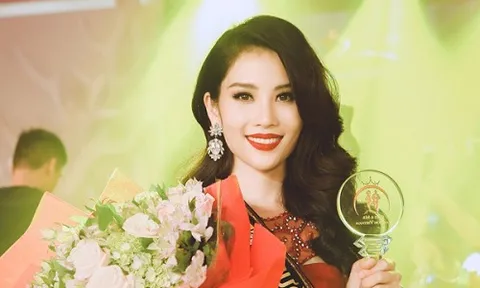 Nam Anh công khai đổi trạng thái 'Đã đính hôn' cùng người đàn ông bí mật
