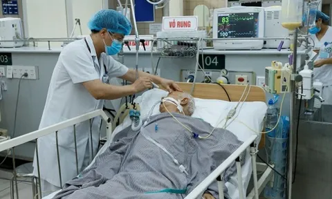 Biểu hiện của người bị ngộ độc thực phẩm có botulinum