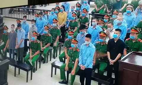 Đang xét xử 29 bị cáo vụ Đồng Tâm thiêu cháy 3 chiến sĩ công an