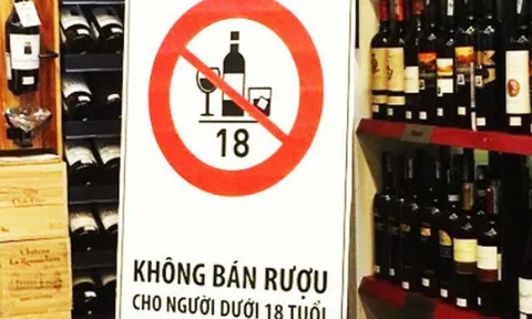 Từ 15/10, bán rượu, bia cho người dưới 18 tuổi sẽ bị phạt