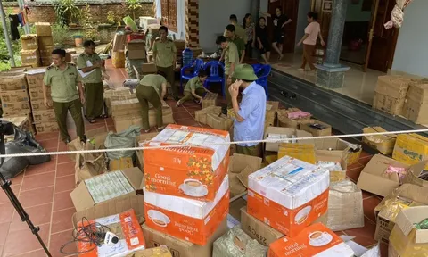 Thu giữ hơn 20.000 mỹ phẩm dưỡng da, bột tắm trắng nhập lậu