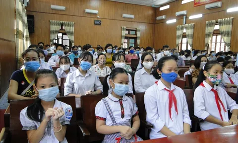 Những đối tượng nào được miễn, giảm học phí?