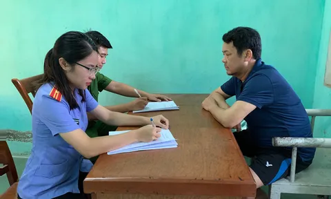 Khởi tố giám đốc rút súng dọa bắn tài xế xe tải ở Bắc Ninh