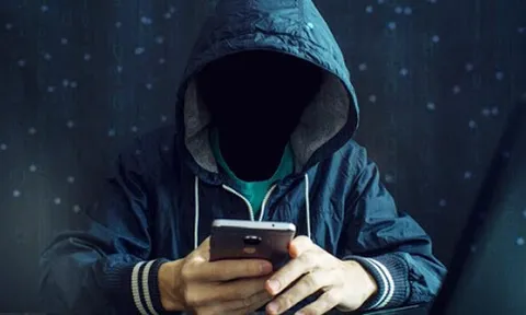 Nghe cuộc điện thoại lạ, người phụ nữ ở Hà Nội báo bị mất gần 7 tỷ