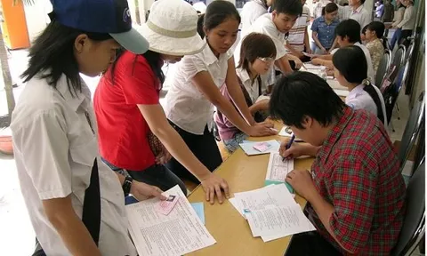 Thí sinh trúng tuyển đại học đợt 1 cần chuẩn bị những giấy tờ gì khi nhập học?