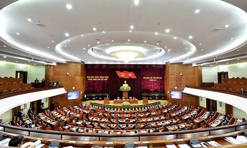 Trung ương thảo luận kỹ nội dung phát triển KT-XH