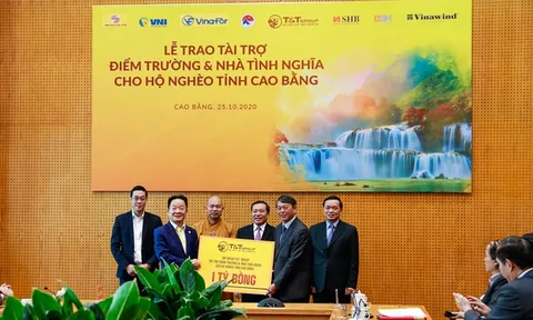 'Bầu Hiển' ủng hộ 5 tỷ đồng xây điểm trường và nhà tình nghĩa cho người nghèo tỉnh Cao Bằng