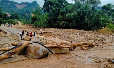 Trực thăng tại Đà Nẵng sẵn sàng vào Quảng Nam cứu hộ cứu nạn