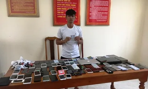 Bắt đối tượng cạy cửa trộm 80 chiếc điện thoại tại cửa hàng