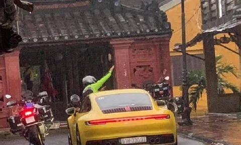 Truy tìm đoàn xe hạng sang chạy vào đường cấm trên phố cổ Hội An